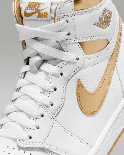 Air Jordan 1 Retro High OG "White and Gold"