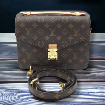 Handbag 2 Louis Vuitton